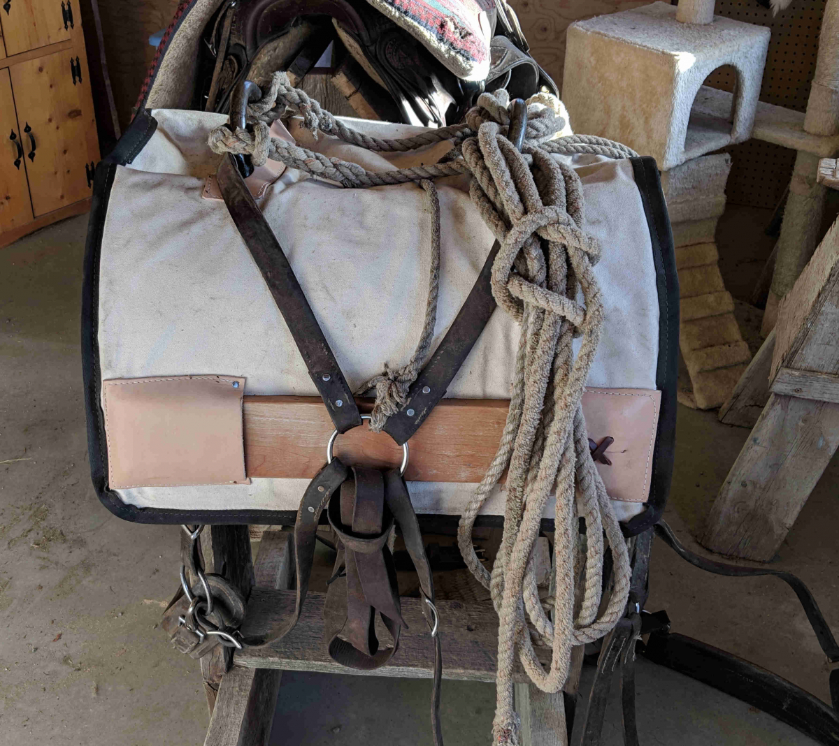 Decker Pack Saddle